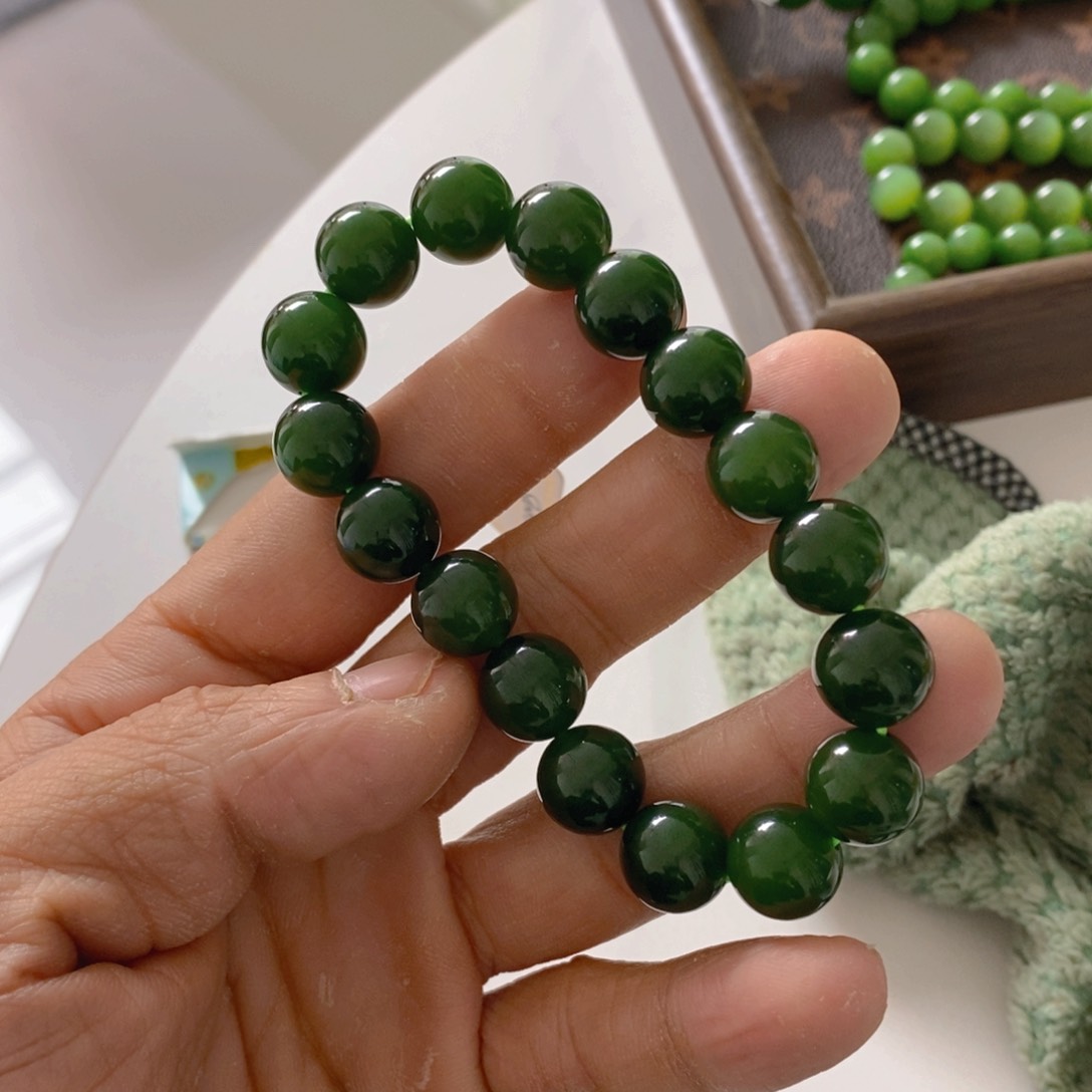 和田玉（碧玉）手链未镶嵌.*