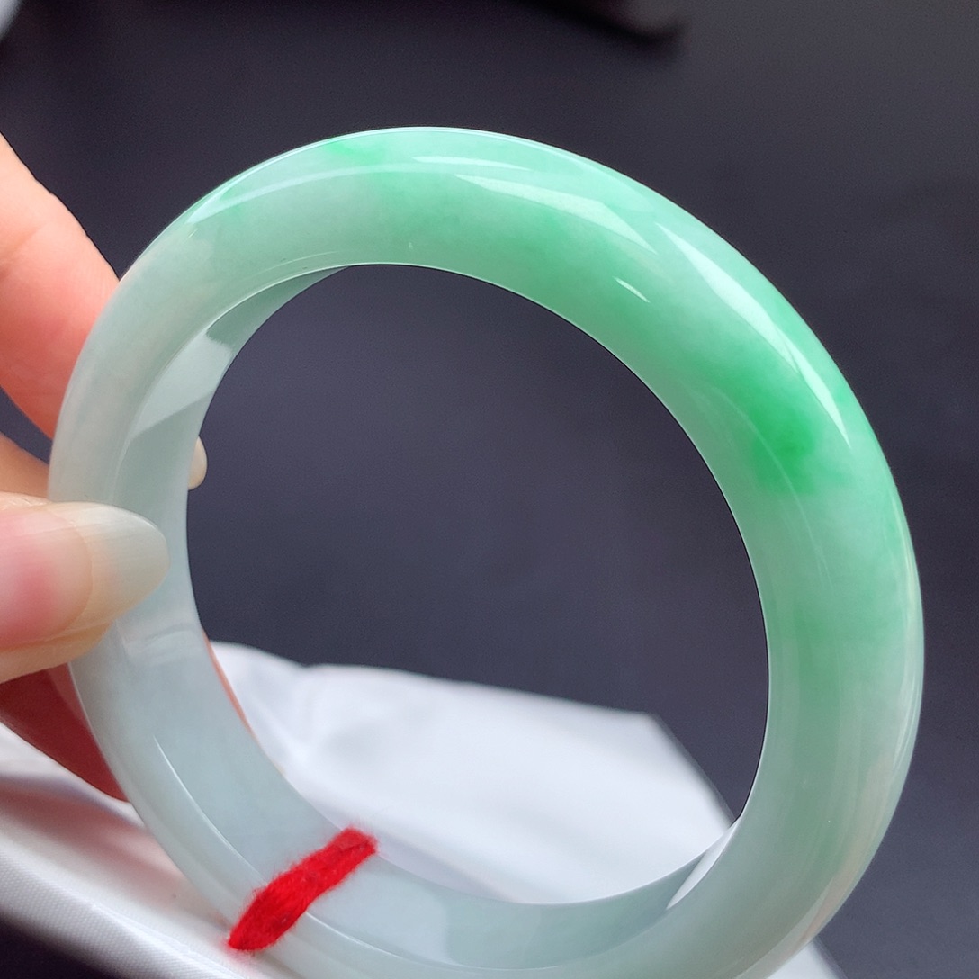 翡翠未镶嵌手镯57.5圈口