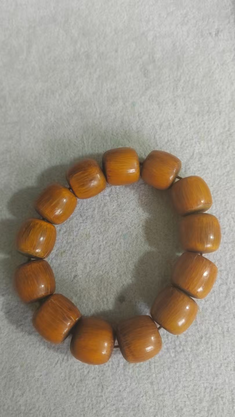 六朝鸵龙骨精品时尚手链六139