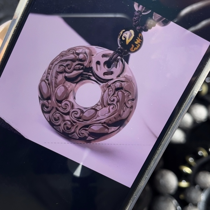 亿***达黑曜岩未镶嵌珠宝奇石