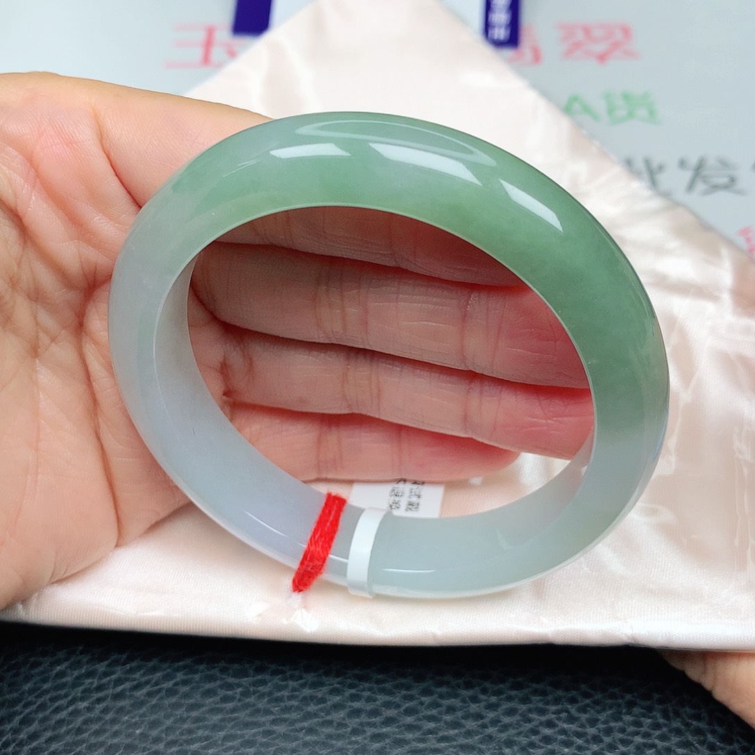 未镶嵌手镯翡翠冰润湖水绿半山水19