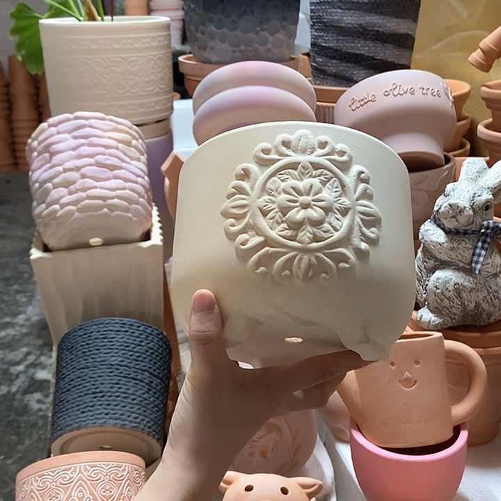 17×13三脚雕花 粗陶1个