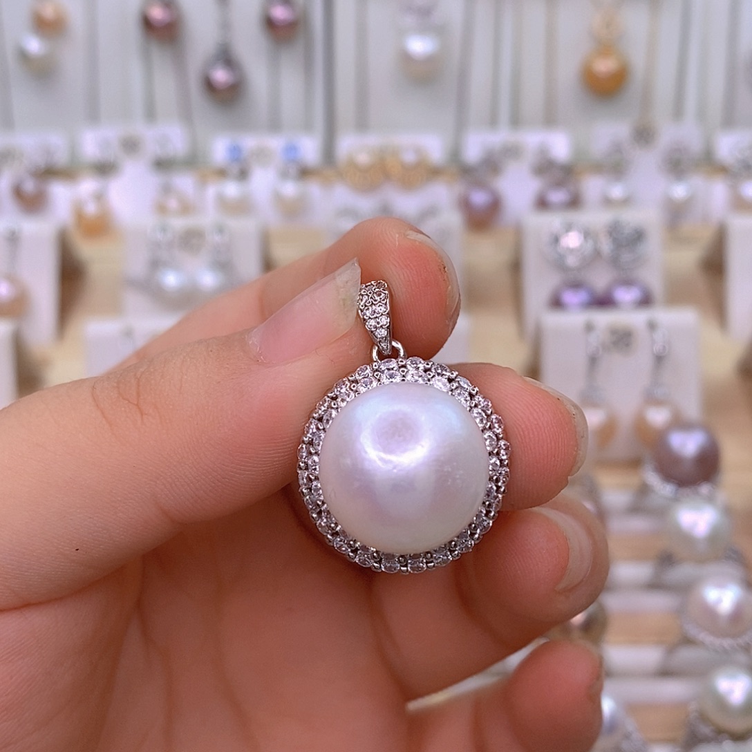 颈饰未镶嵌淡水珍珠