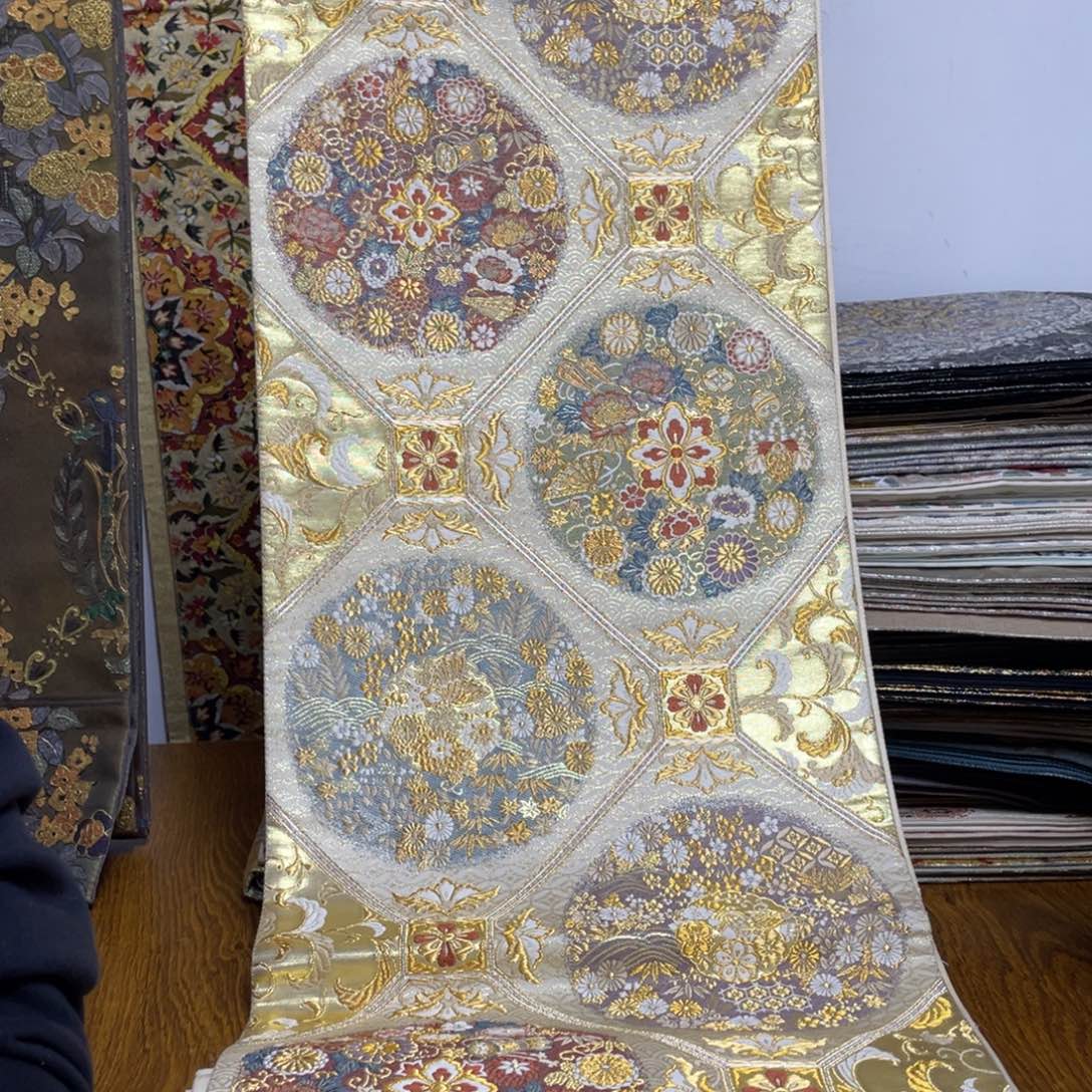 织绣织锦技艺高超