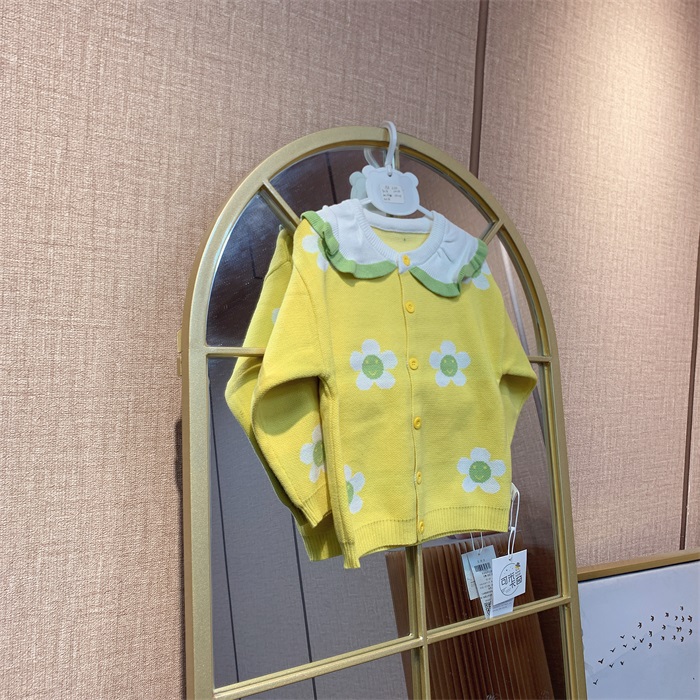AB220   宝宝黄色拼接针织开衫毛衣