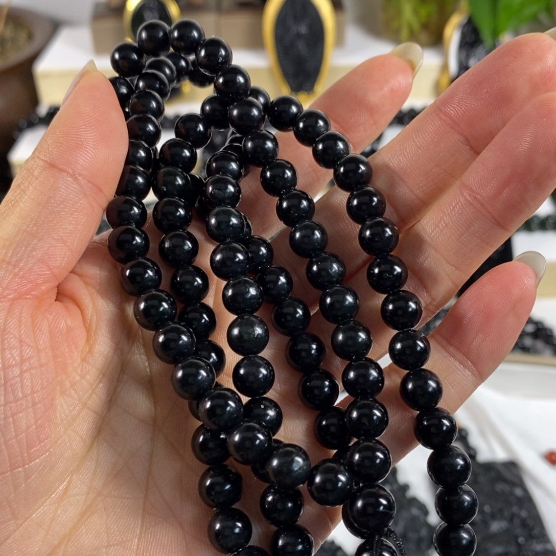 蛇纹石玉未镶嵌手串庄**号