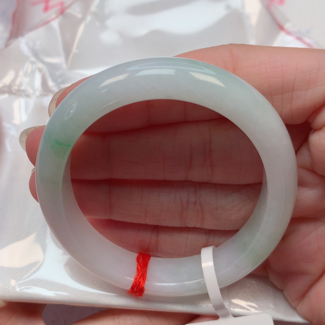 翡翠手镯未镶嵌53.9贵妃