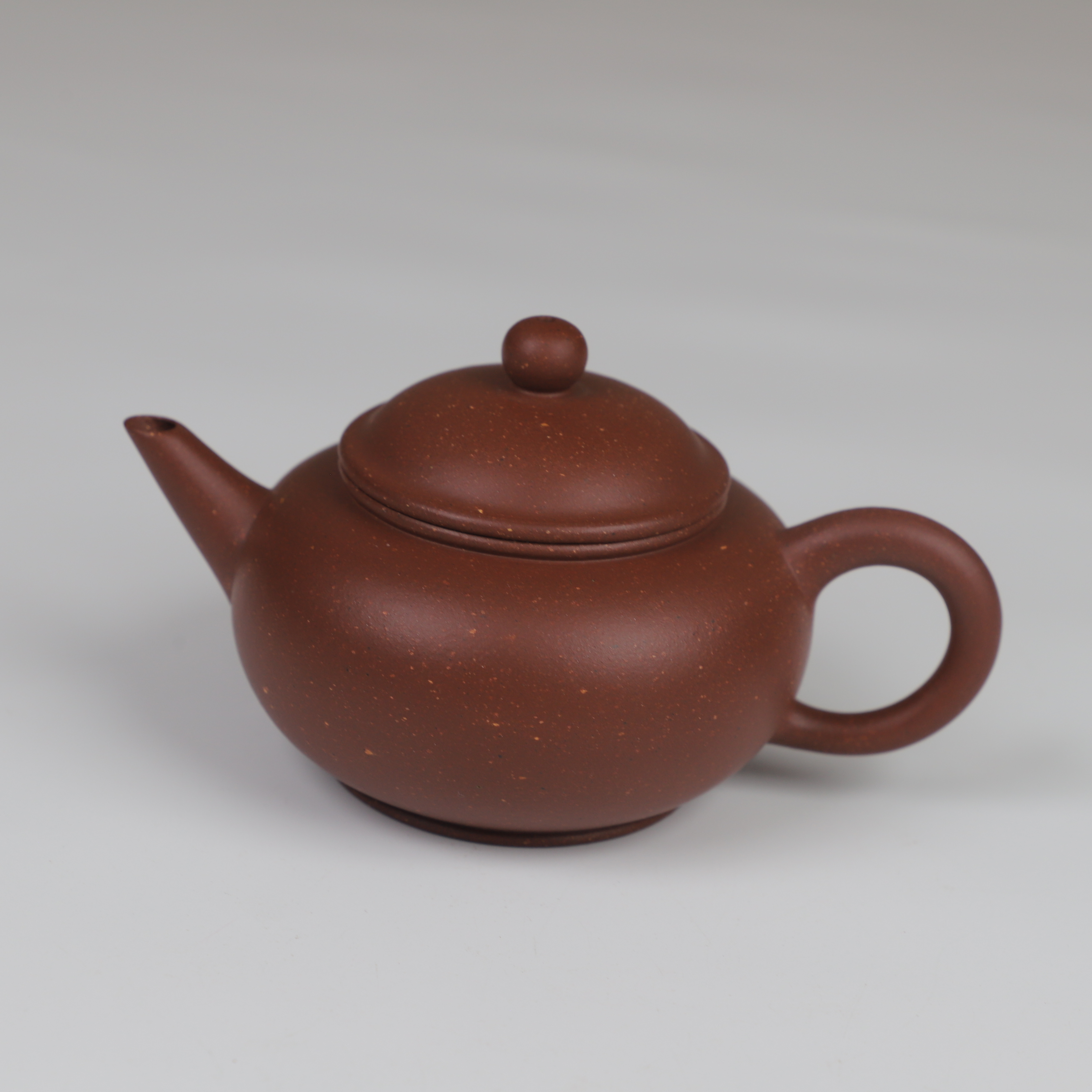 御壶清茗+水平壶+190CC+全手工制作+黄龙山原矿紫泥+神飚紫砂艺术