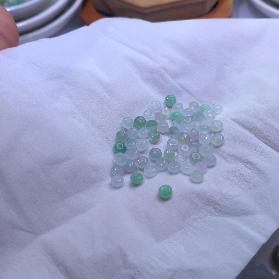 翡翠散珠翡翠散珠漂亮 60个