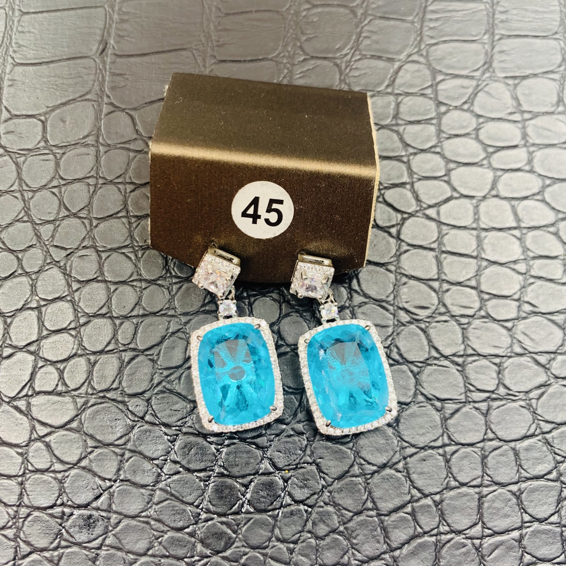 铜合金耳饰 小众耳钉奢华气质帕拉时尚蓝色69