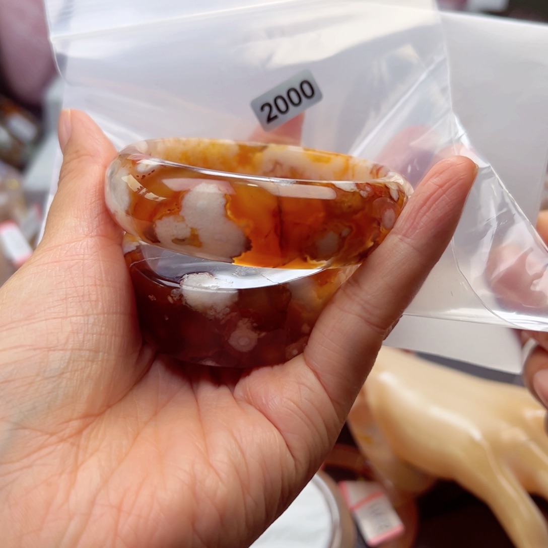 玛瑙/玉髓未镶嵌手镯雨*