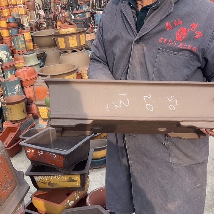 紫砂紫砂花盆和小