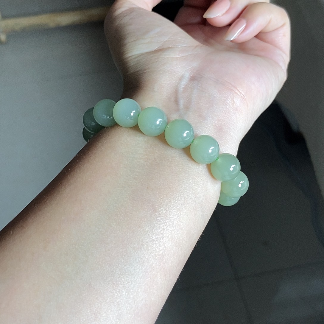 和田玉手串未镶嵌