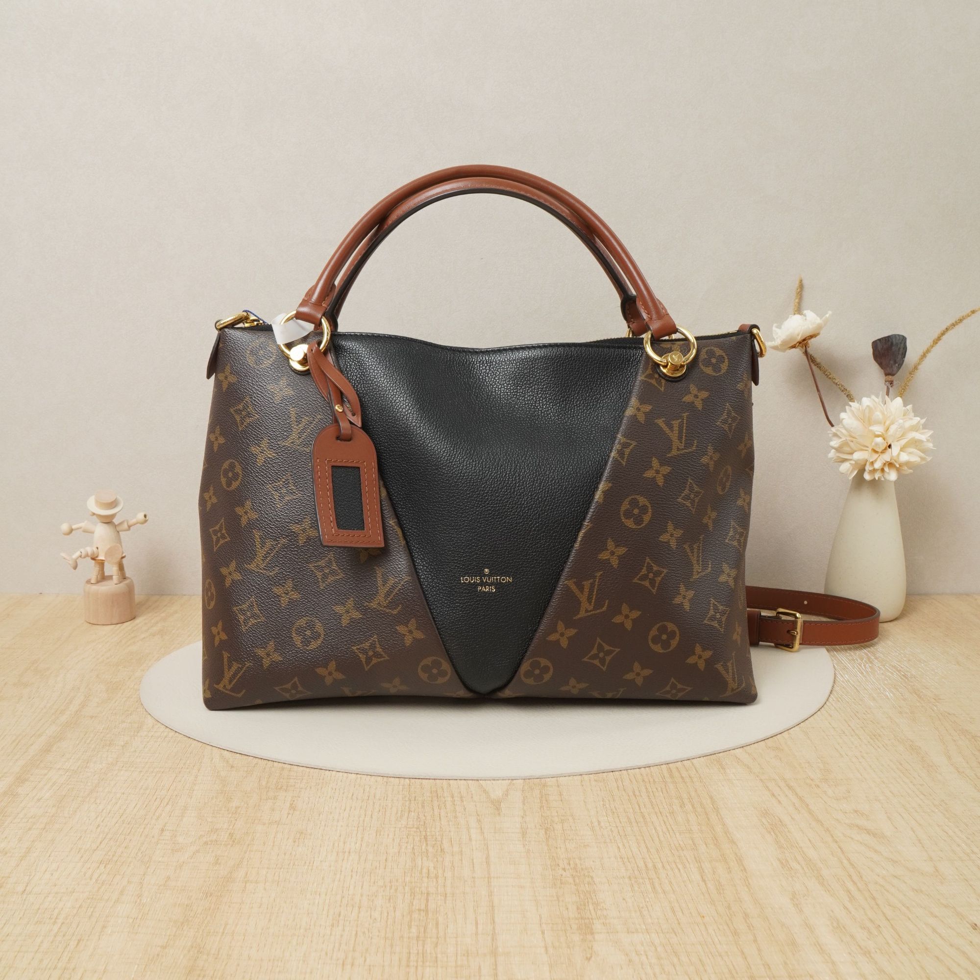 95新 LouisVuitton/路易威登  V托特大号老花拼黑/DS037175
