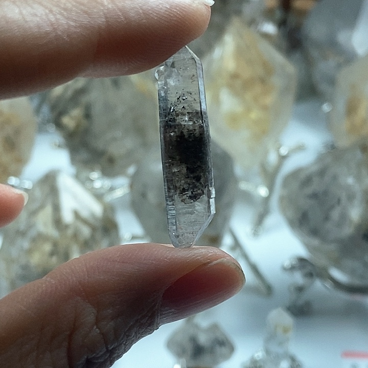 水晶颈饰未镶嵌糖心