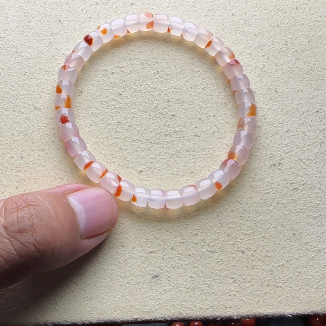 就***去南红玛瑙未镶嵌手链干掌