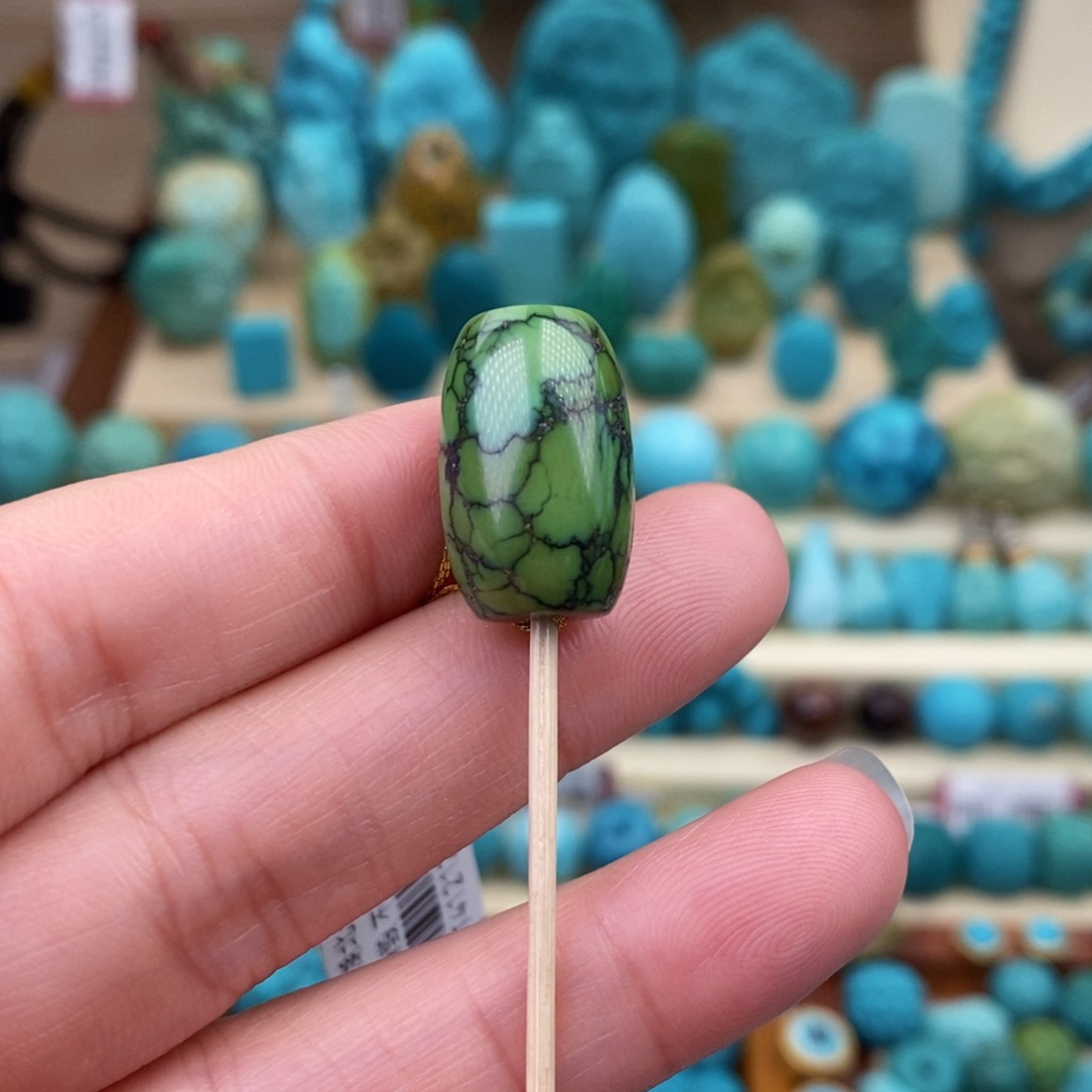 绿松石珠宝奇石未镶嵌12*18.5mm