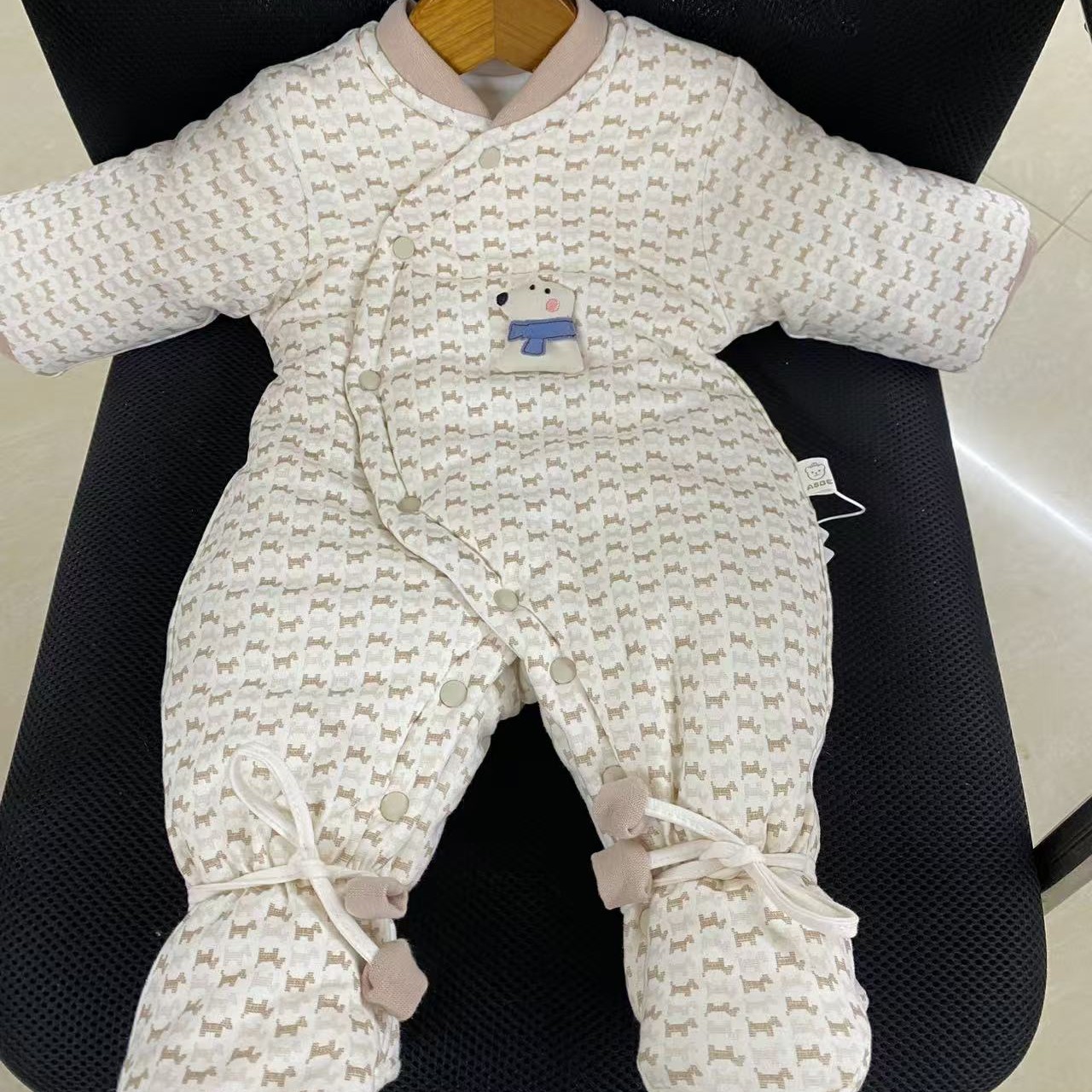 新款450克棉包脚连体衣婴儿冬季保暖外出服爬服哈衣