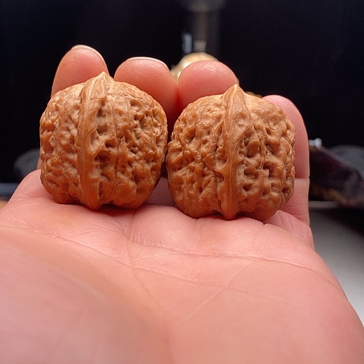 文玩核桃把件33尺原树涞水大枣