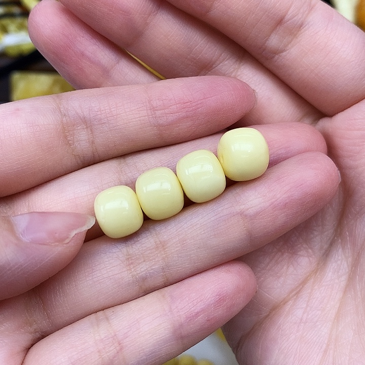 蜜蜡未镶嵌珠宝奇石多样性发货发一件