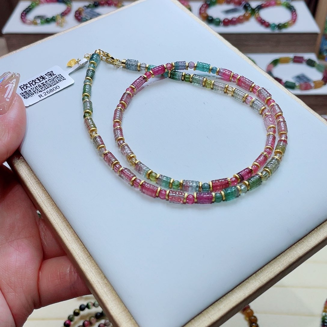 碧玺颈饰未镶嵌多样性发其一