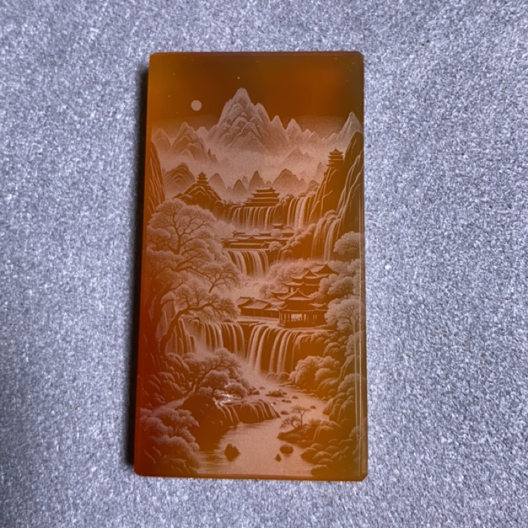玛瑙双面影雕山水牌吊坠