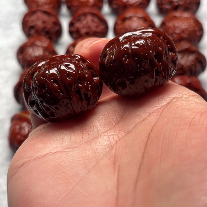 文玩核桃吊坠金蝉子