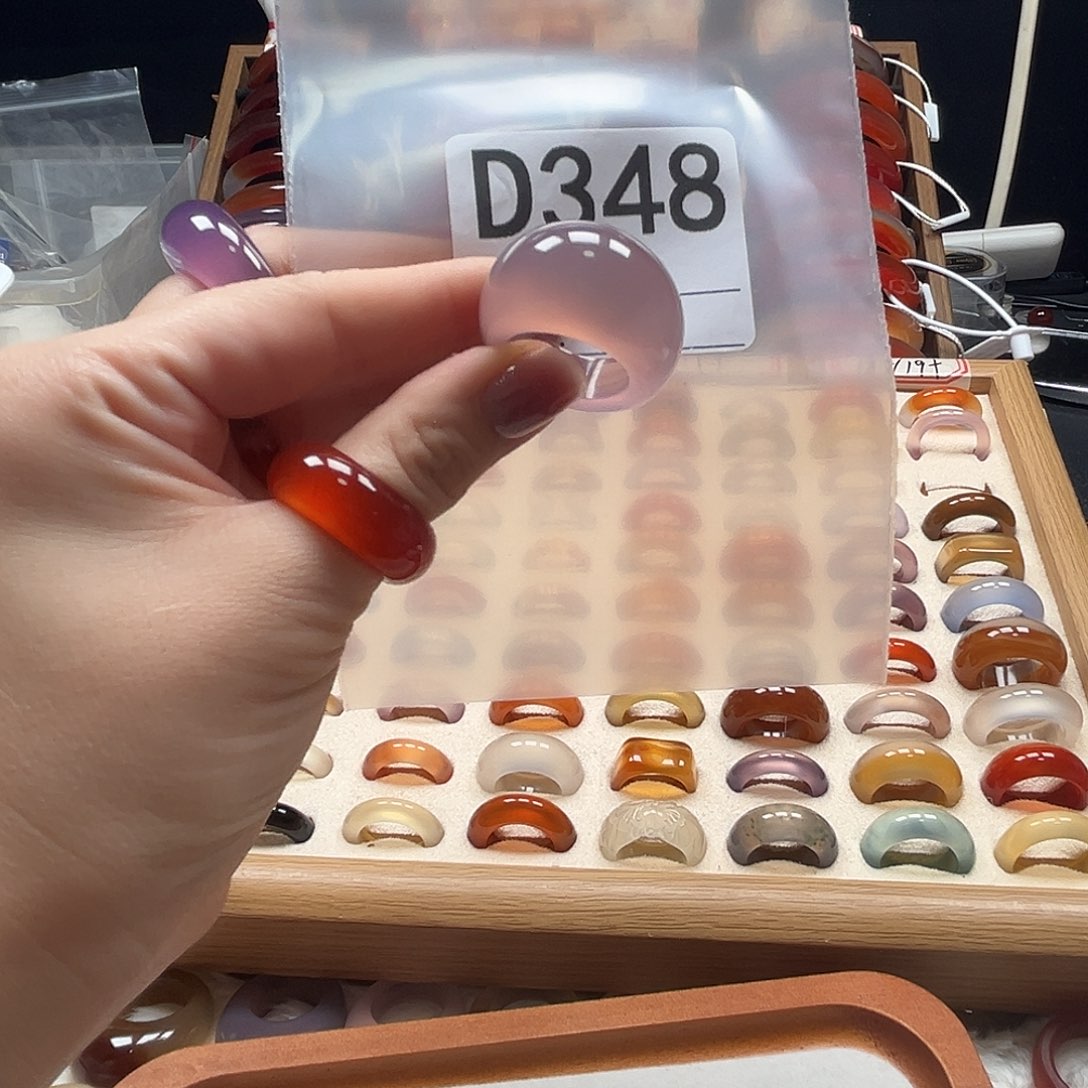 时***光玛瑙/玉髓未镶嵌戒指