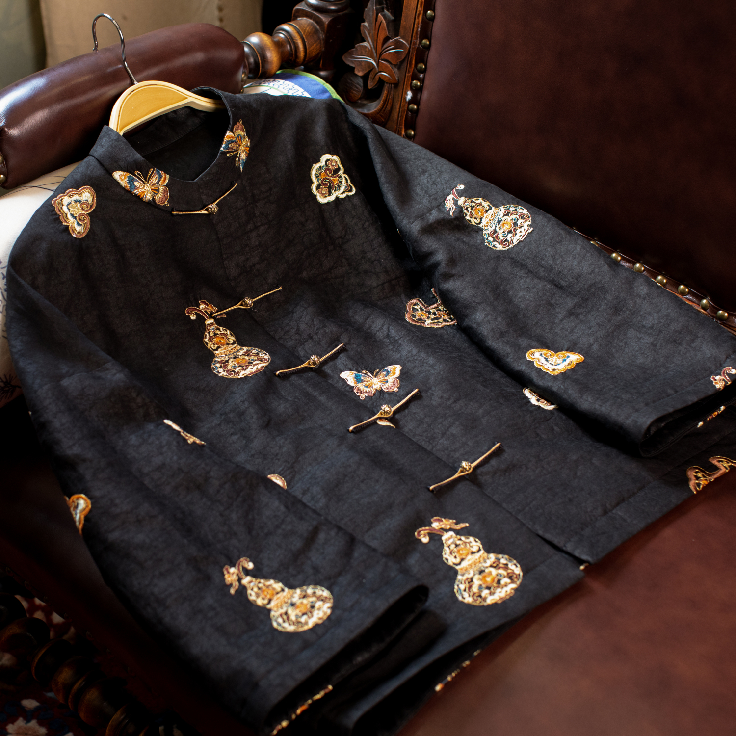 福绣墨锦丨一城风絮丨冬款真丝香云纱龟裂纹上衣盘金绣棉袄外套女