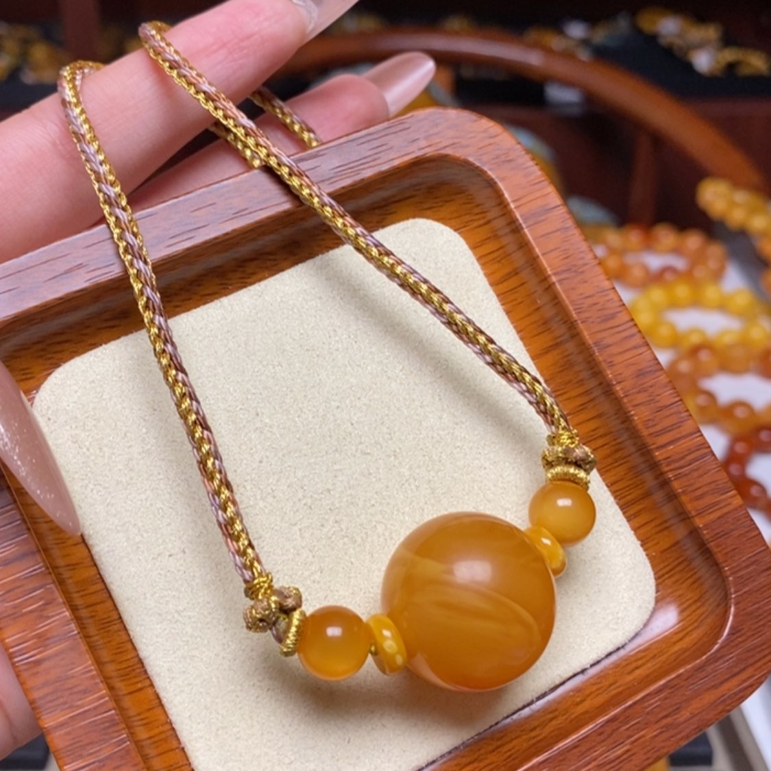 【闪购商品】蜜蜡颈饰未镶嵌项链