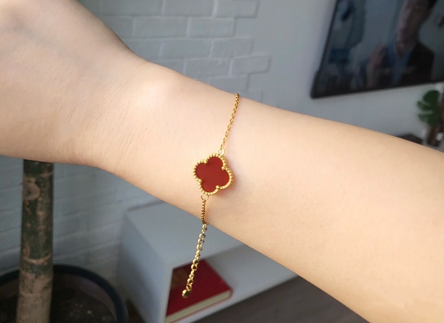 18K金镶嵌大四叶单花手链GHJ