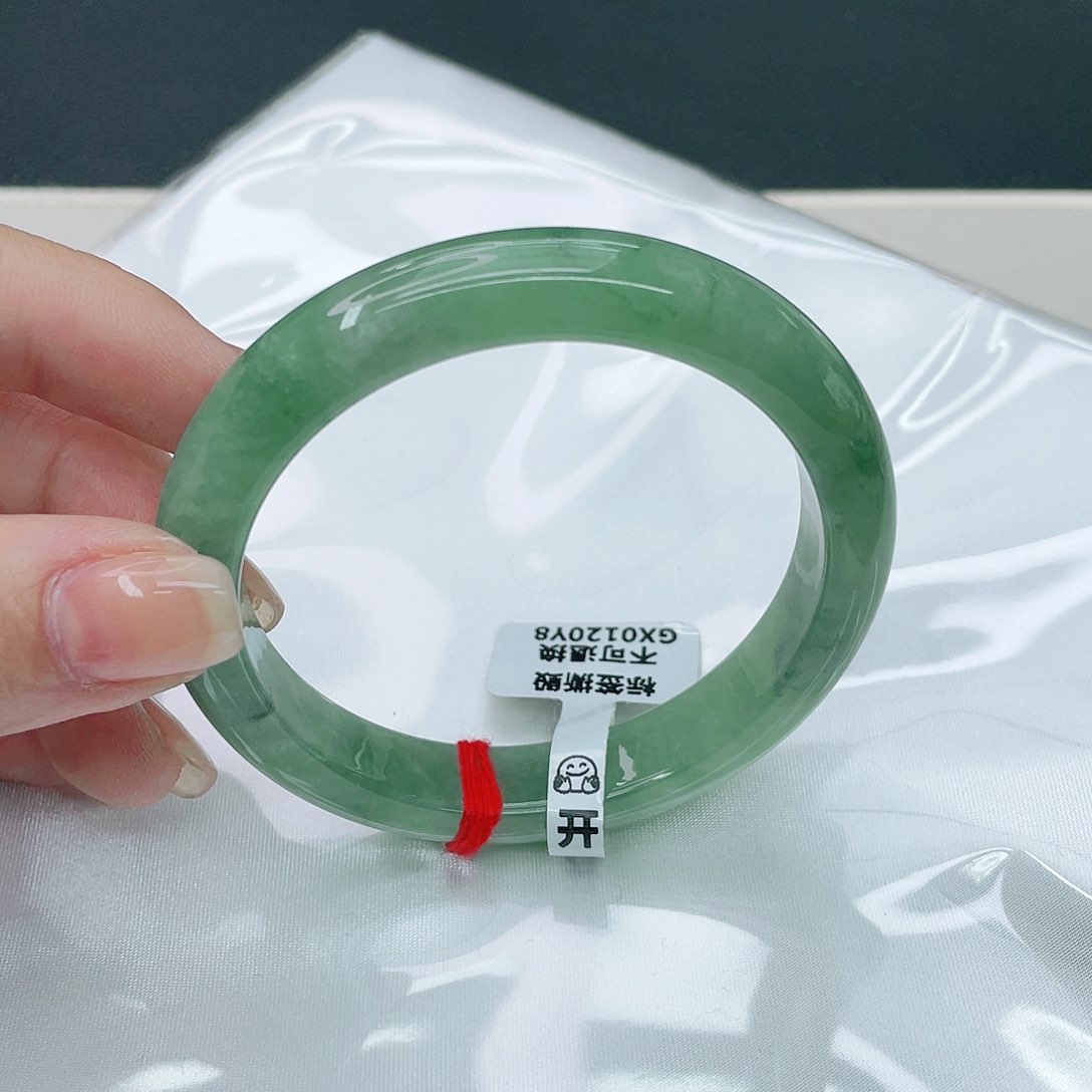 翡翠手镯未镶嵌正56.7