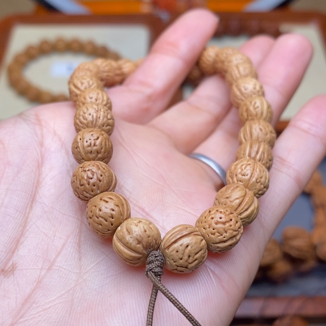文玩核桃手串野生桃核1.0