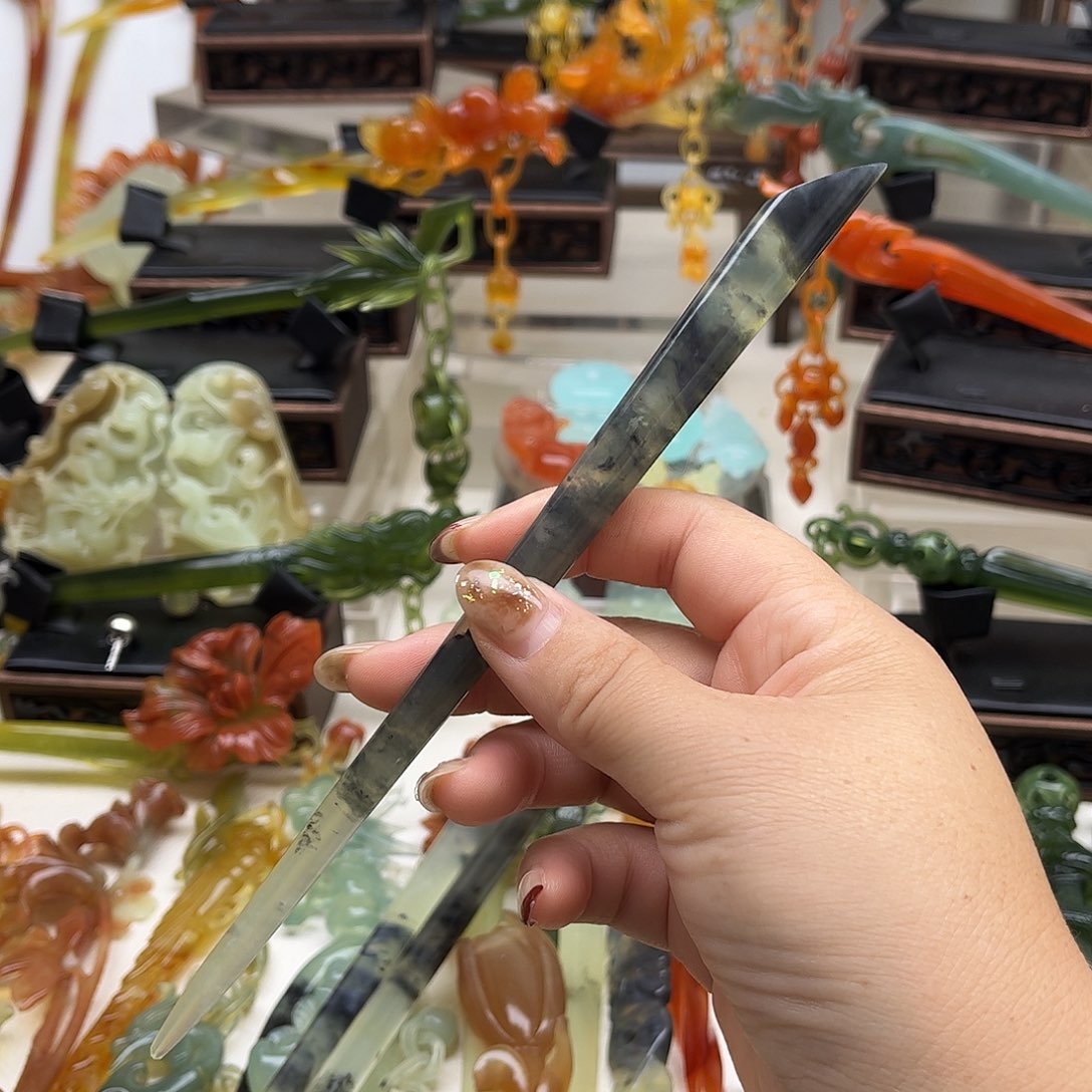 蛇纹石玉岫玉发簪未镶嵌王*