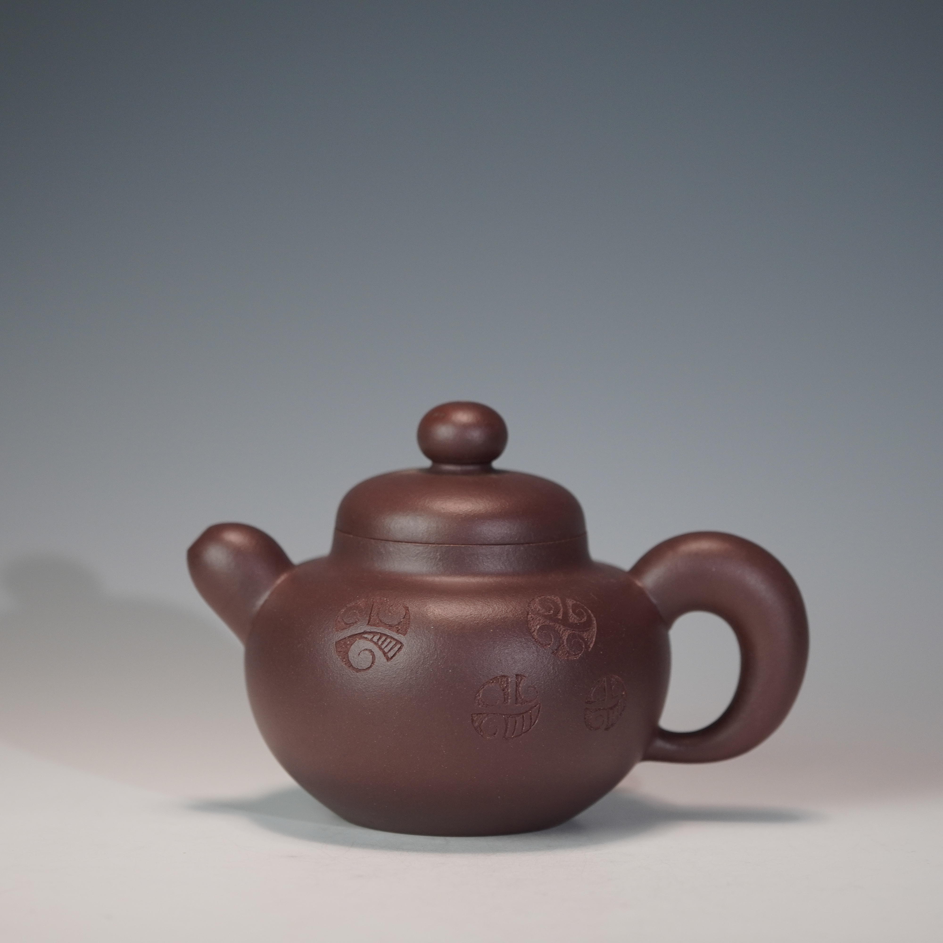 lot.22122 刘烨 天青泥道洪福禄壶 350cc