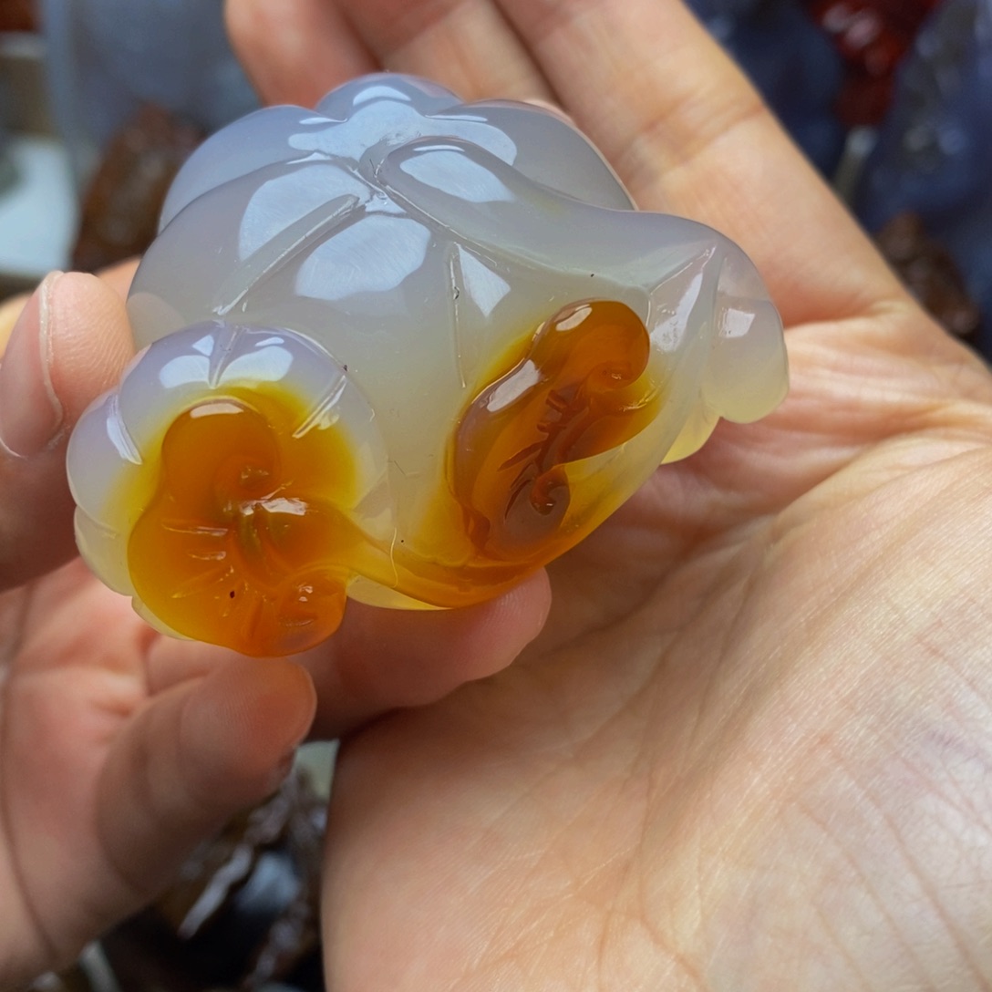 玛瑙/玉髓手把件未镶嵌