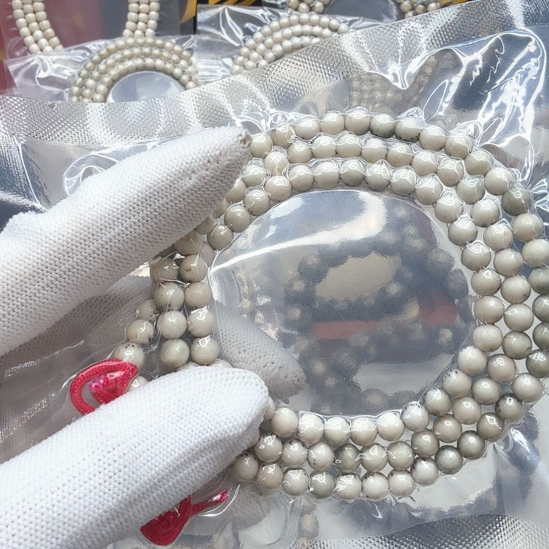 星月菩提吊坠9冰白绿背6左右108