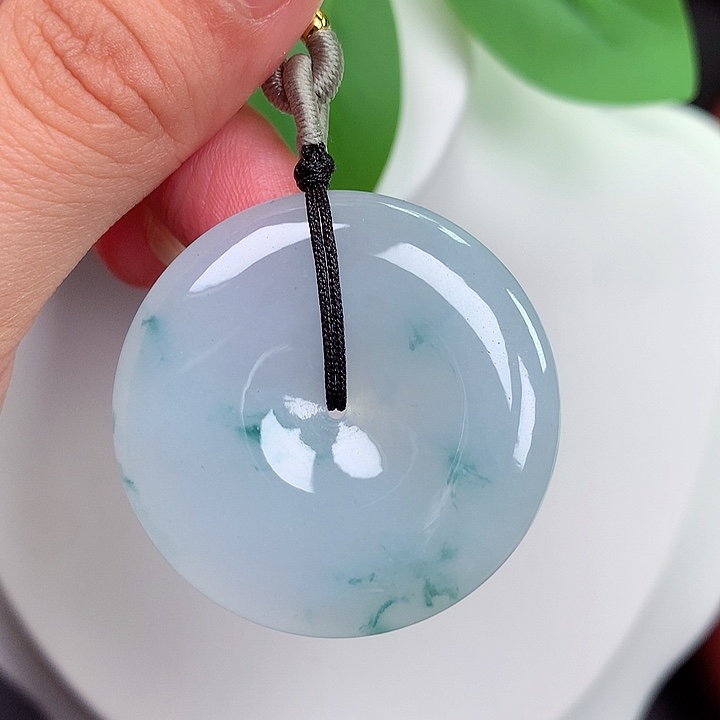 颈饰未镶嵌翡翠平安扣 36x5.8mm