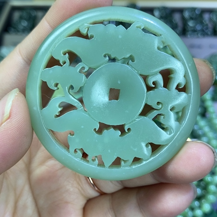 和田玉未镶嵌珠宝奇石