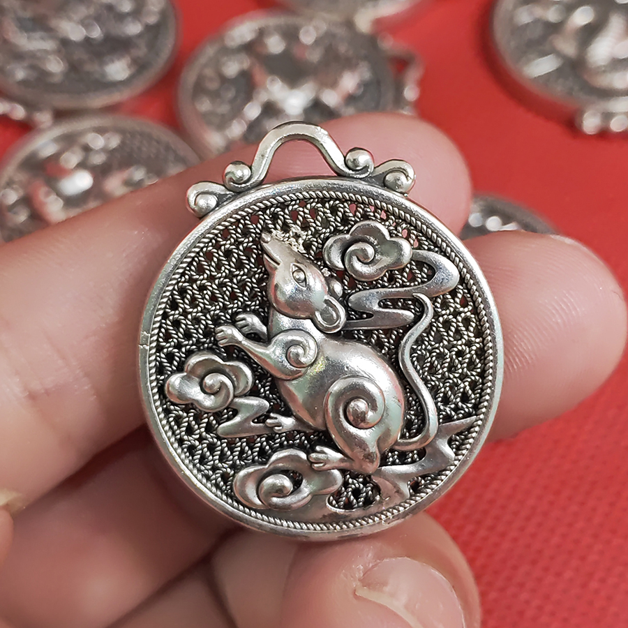 吊坠足银 999纯银 镂空生肖  9克