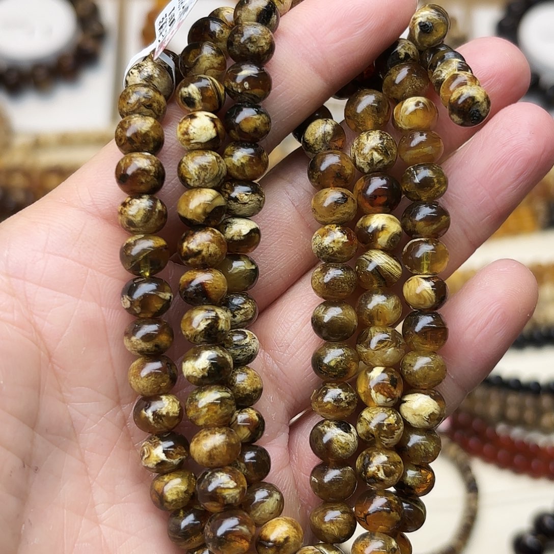 琥珀未镶嵌裸石八91166