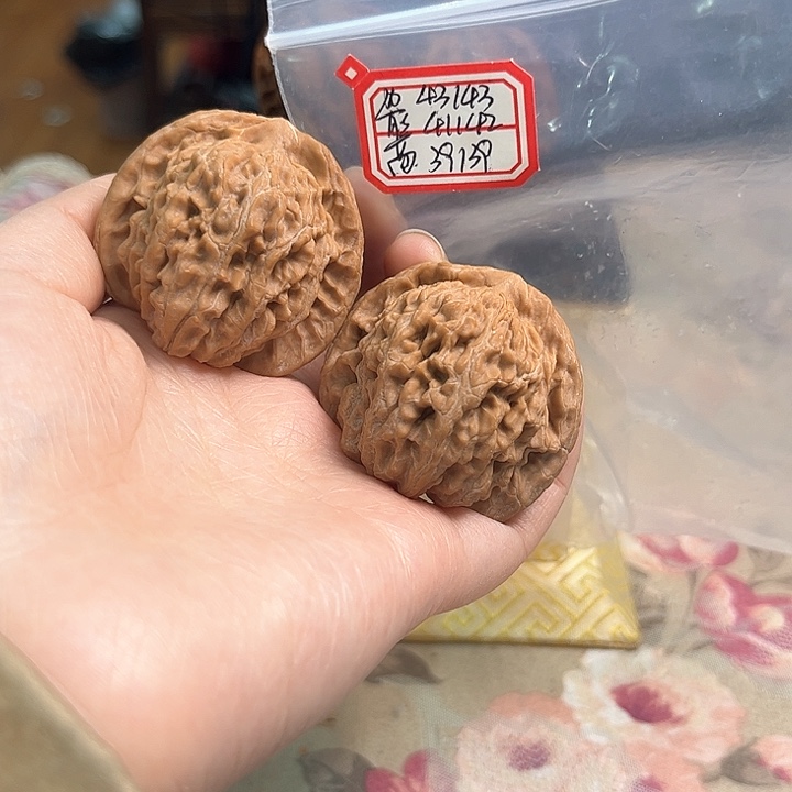 文玩核桃把件一代楼