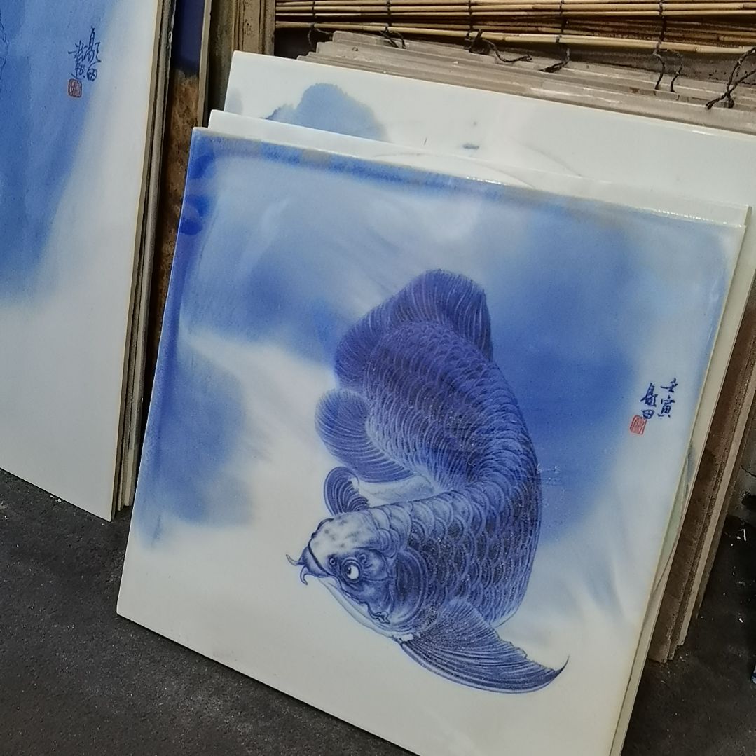 摆件景德镇龙鱼瓷板画