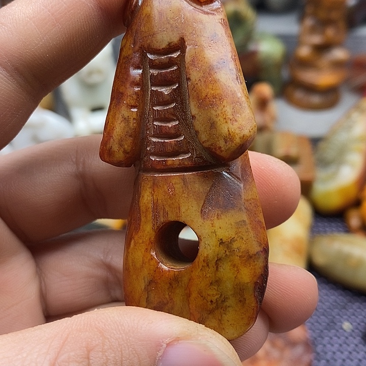 未镶嵌蛇纹石玉颈饰