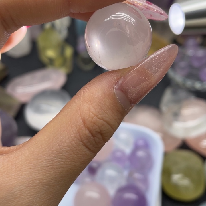 水晶39粉晶球未镶嵌天然水晶