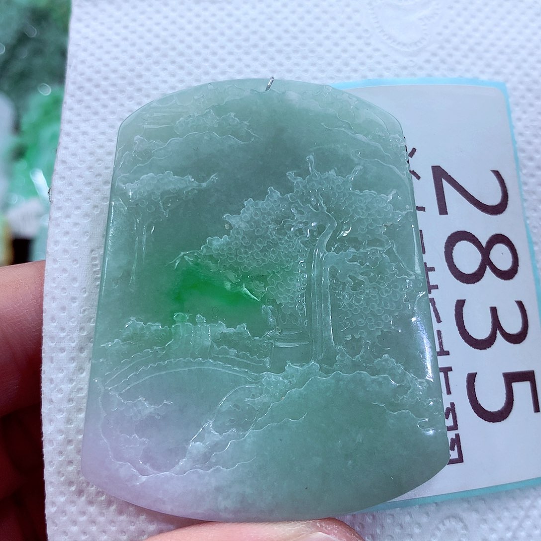 吊坠(不含链)未镶嵌翡翠