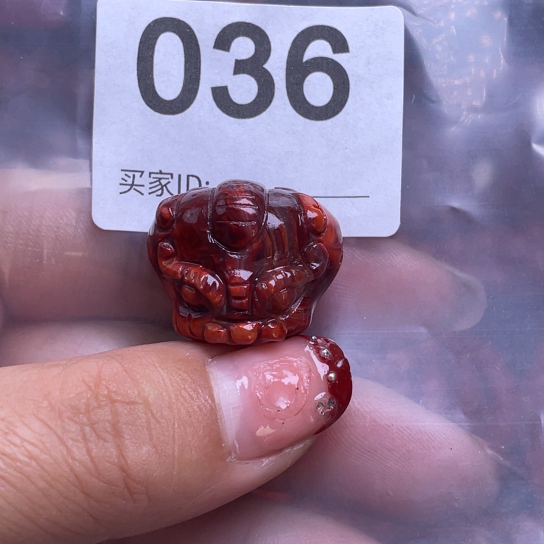 南红玛瑙颈饰未镶嵌梵*