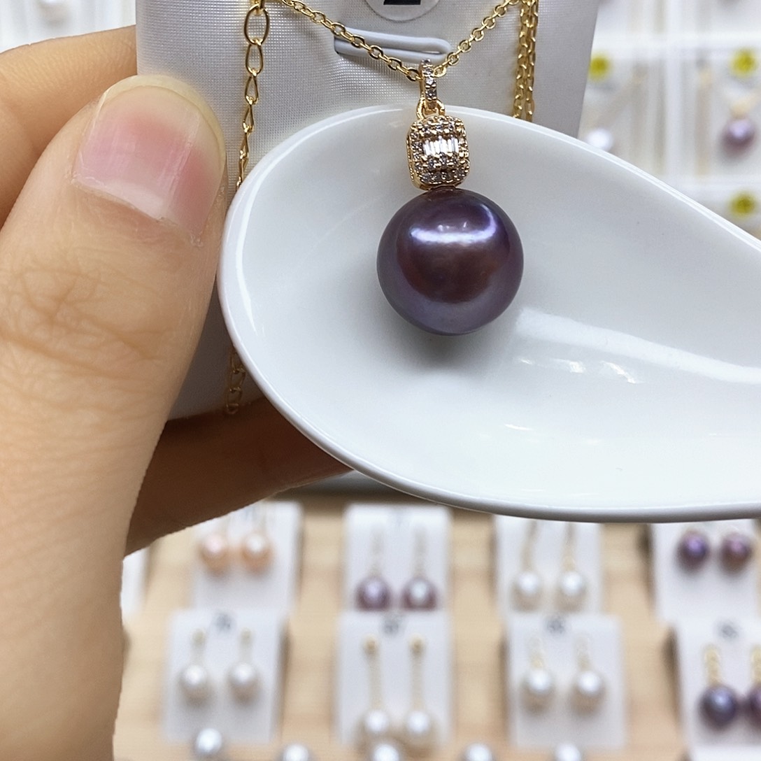 淡水珍珠颈饰合金