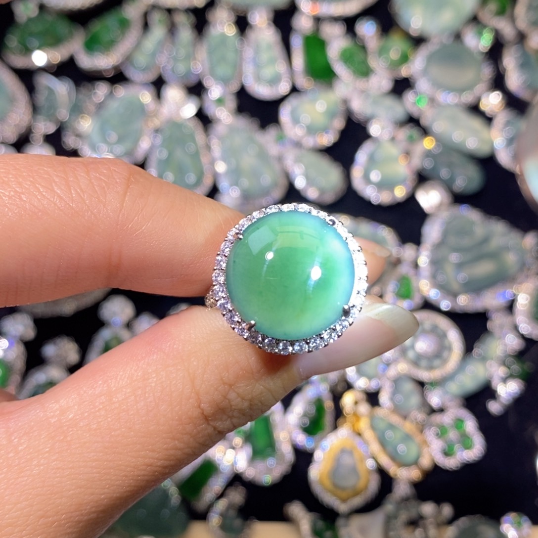 翡翠未镶嵌颈饰天然