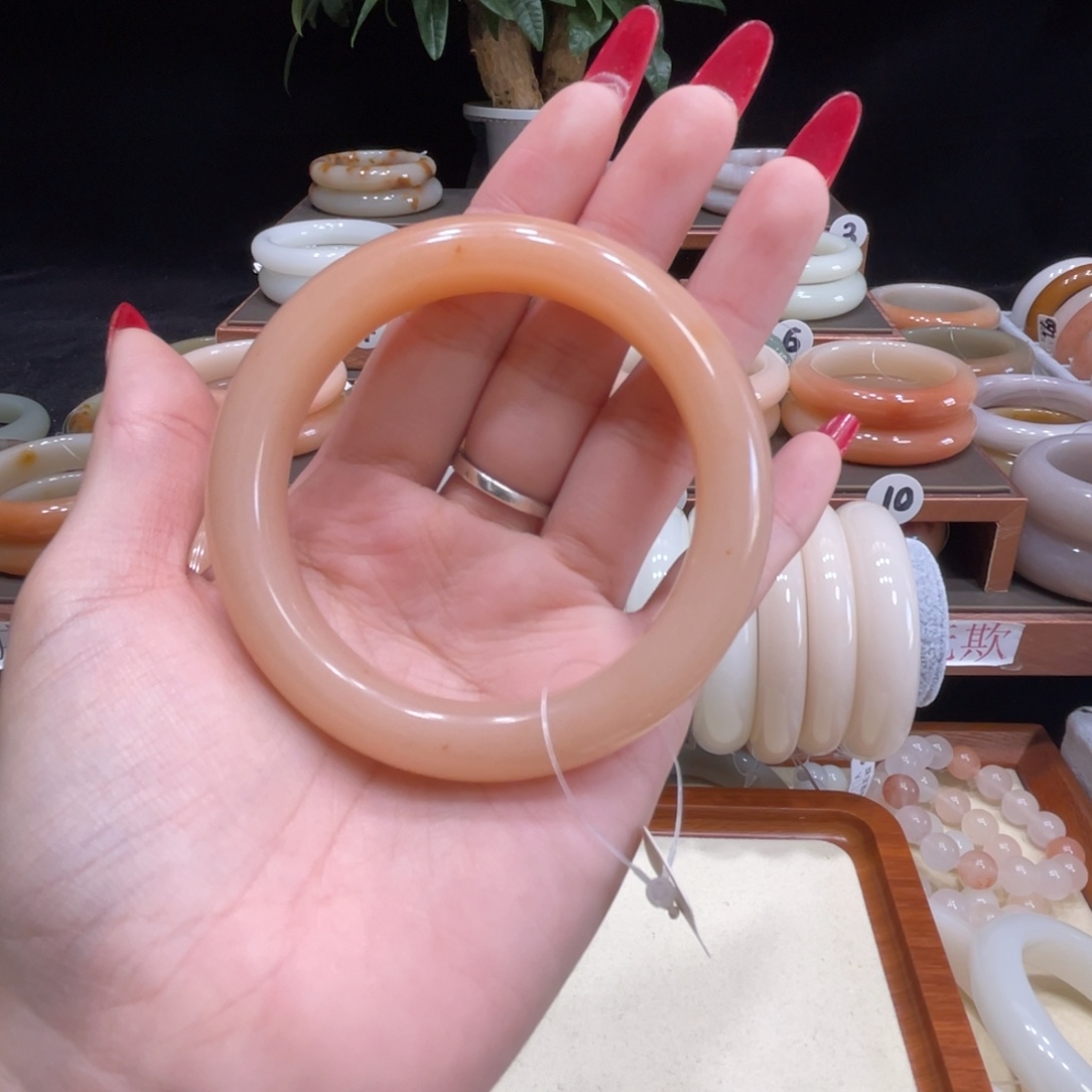寻***鱼石英质玉未镶嵌手镯